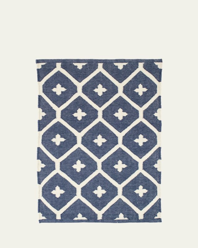 Elizabeth Navy Handwoven Indoor/Outdoor Rug, 4' x 6'